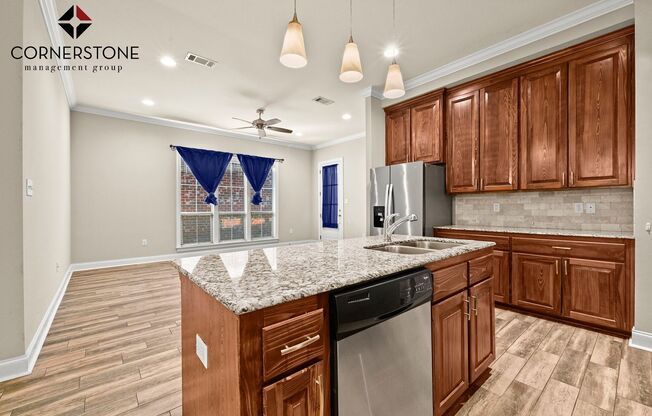 3 Bedroom House in University Villas| Community Pool |Gated Community