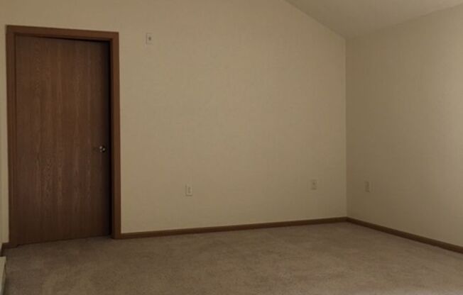 1 bed, 2 baths, $1,600, Unit 871-207