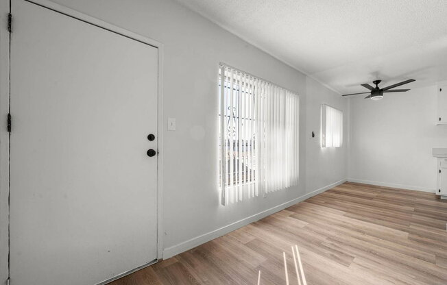 2 beds, 1 bath, 875 sqft, $1,688, Unit 7a