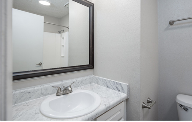 2 beds, 2 baths, 1,140 sqft, $1,450, Unit 1991A