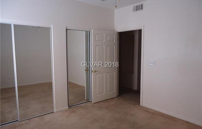 2 beds, 2 baths, $1,350, Unit Unit 1626