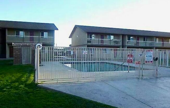 2 beds, 1 bath, 790 sqft, $1,495, Unit 18