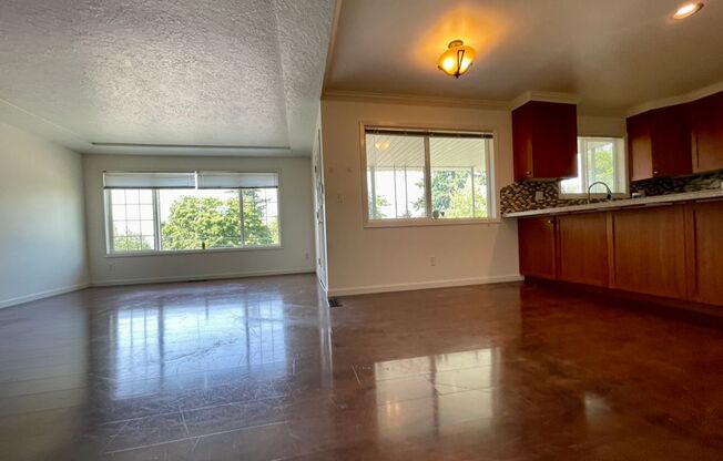 2 beds, 1 bath, 1,672 sqft, $2,145, Unit 11630