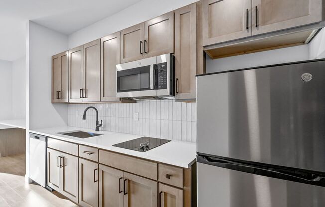 Studio, 1 bath, 402 sqft, $1,285, Unit 508