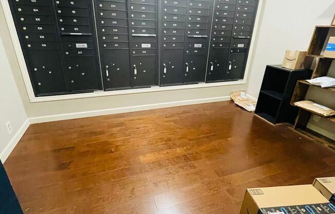 2 beds, 1 bath, 609 sqft, $1,995, Unit 106