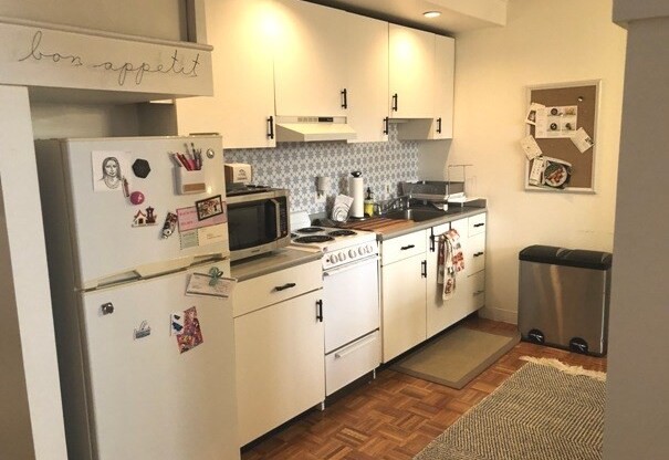 Studio, 1 bath, 780 sqft, $3,000, Unit 221
