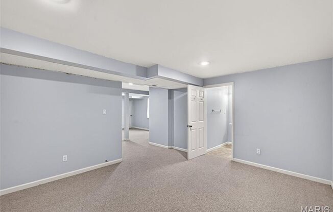 4 beds, 3.5 baths, 2,580 sqft, $3,100, Unit Simeon Bunker Street - 3275