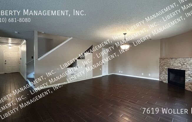 7619 WOLLER PL