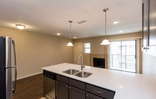 1 bed, 1 bath, 589 sqft, $999, Unit 121 A2 Patio First Floor