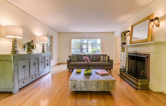 Beautiful Dream Home in the Southwest Hills! Call now to live amongst the trees!