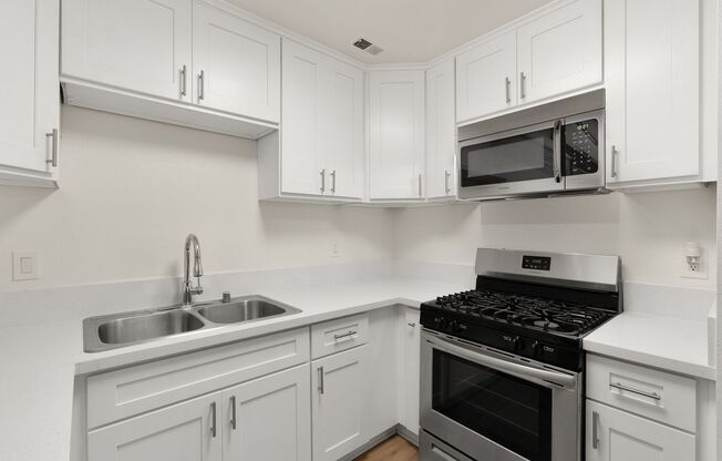 Parkview Palms Apartments- Riverside, CA