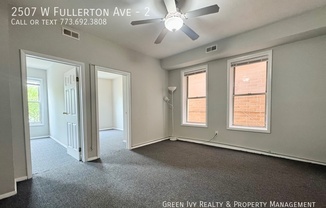 2507 W Fullerton Ave