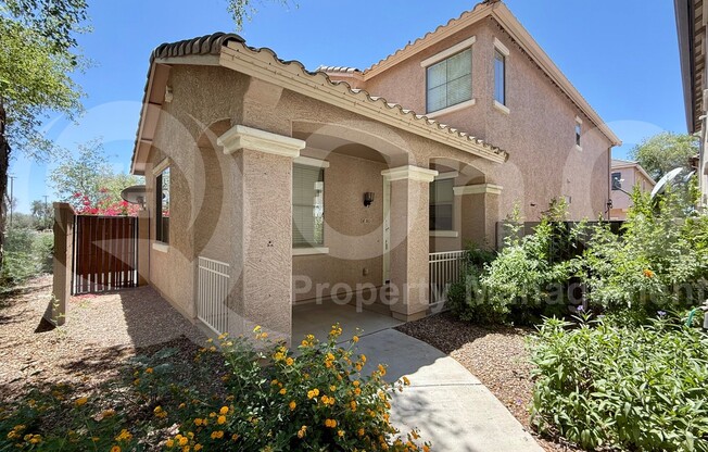 3813 E SANTA FE LN