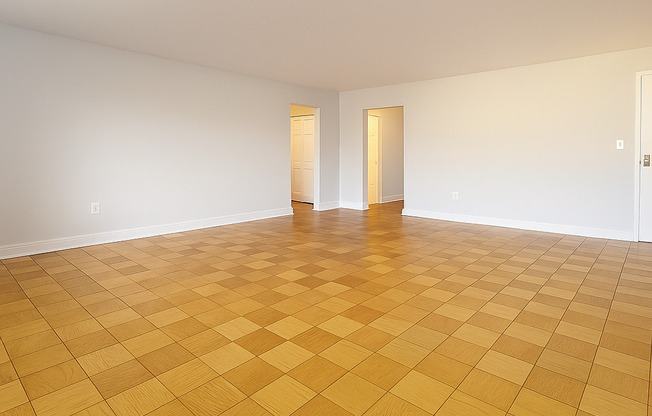 2 beds, 2 baths, 1,272 sqft, $2,450, Unit 4D