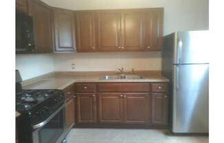 2 beds, 1 bath, 800 sqft, $1,495