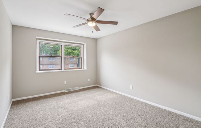 2 beds, 1 bath, 1,100 sqft, $1,995, Unit 3111-4