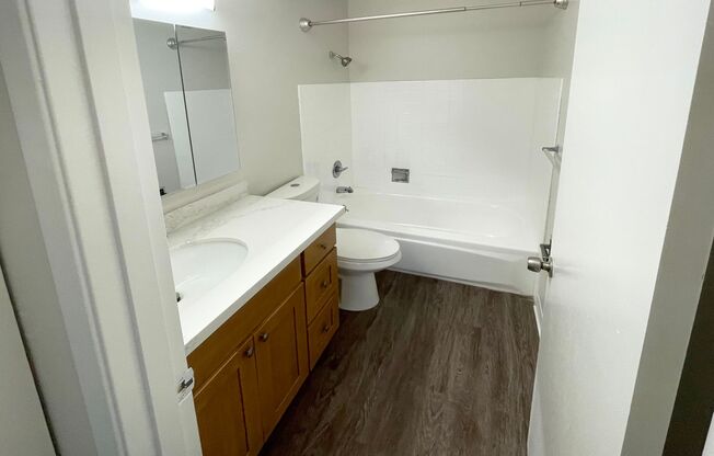 1 bed, 1 bath, 800 sqft, $1,995, Unit 3520 - 102