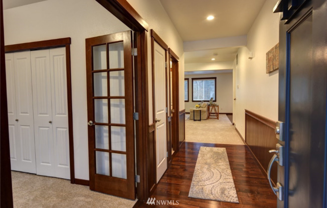 1615 241 ST SW
