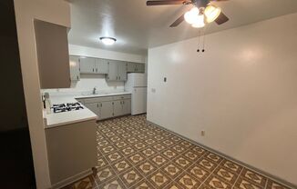 2 beds, 1 bath, $900, Unit #6