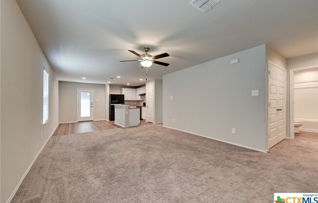 1146 GRACIE WAY