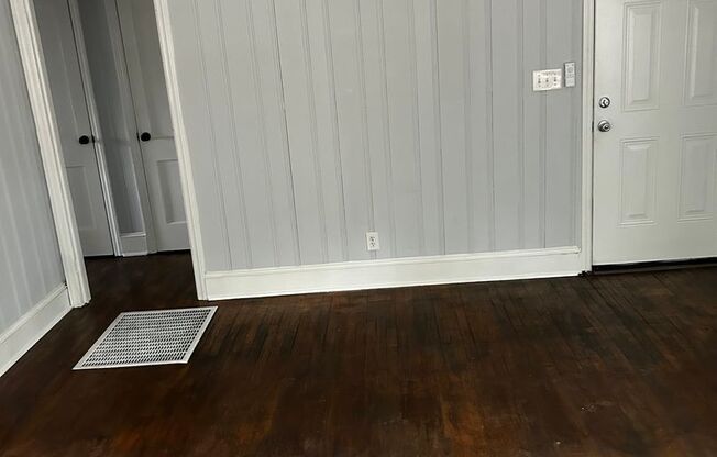 RENTAL HOME 1BD/1BTH