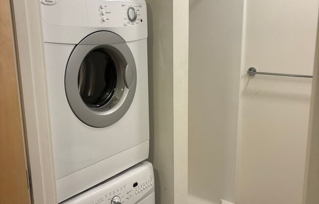 2 beds, 1 bath, 574 sqft, $1,795, Unit 305