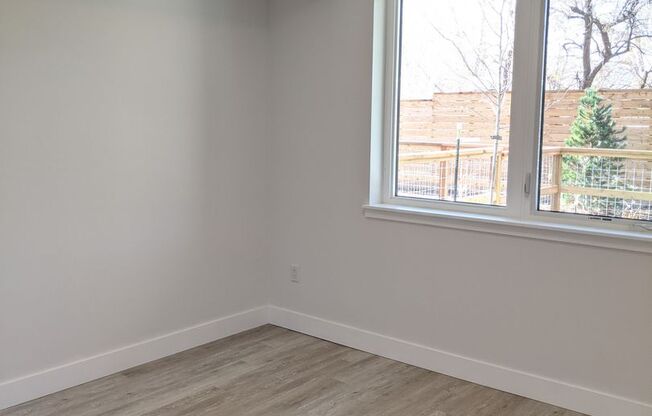 Bright & Modern 1 BED/1 BATH in NoBo!