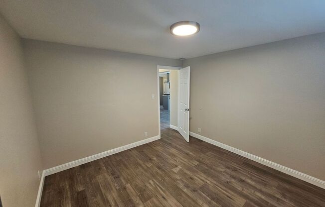 3 beds, 1 bath, $3,960