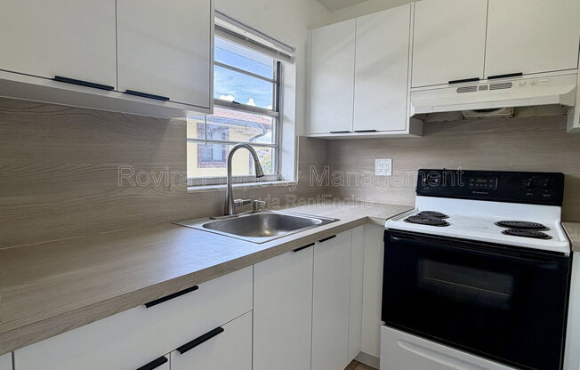 5883 W 26 AVE