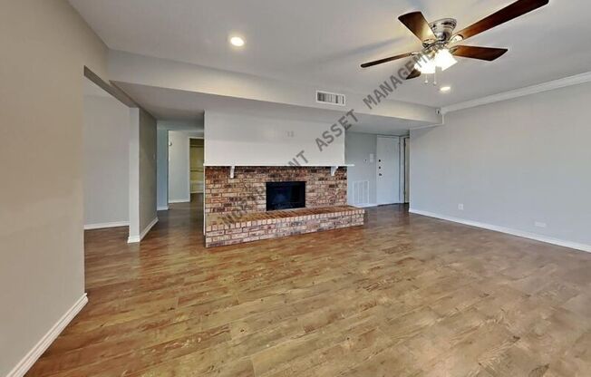 8825 MIAMI DR