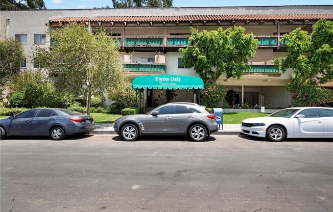 1 bed, 1 bath, 683 sqft, $2,450, Unit E118