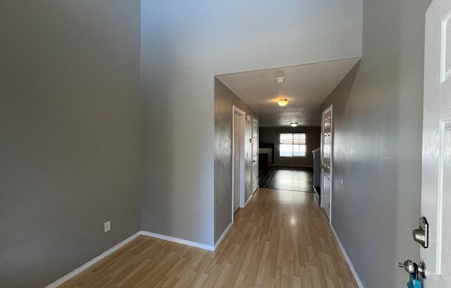 Spacious Landover Commons Home w/ Large Yard for Lease - 2715 NE 125th Ct