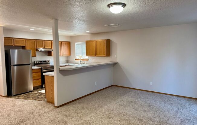 Super Crisp 3 Bedroom House, all new finishes throughout