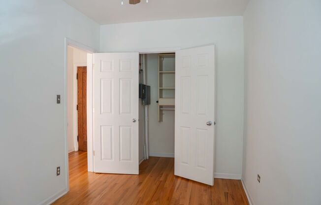 1 bed, 1 bath, 450 sqft, $1,595, Unit 4715-15N
