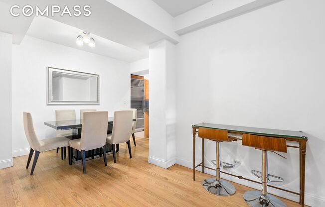 2 beds, 2 baths, 1,255 sqft, $7,500, Unit 17J