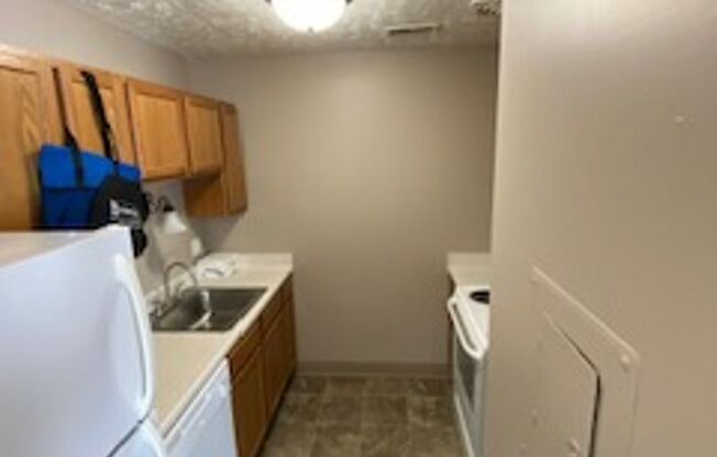 1 bed, 1 bath, 673 sqft, $989, Unit 12748A