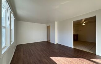 1811 Badger Street - Apartment