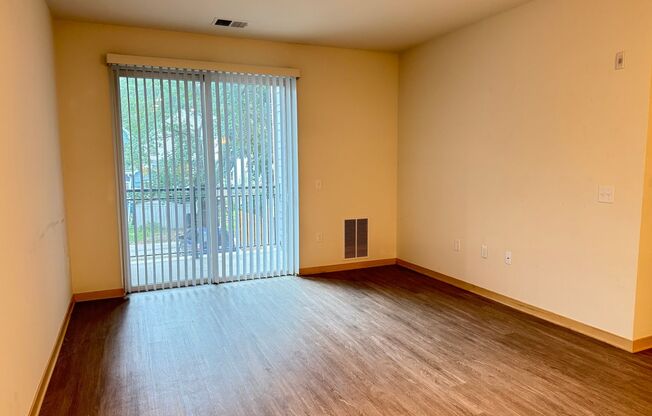 1 bed, 1 bath, 808 sqft, $1,775, Unit Unit 107