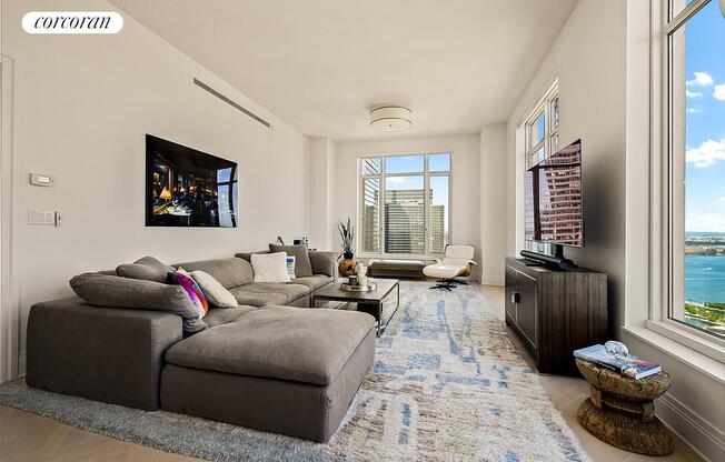4 beds, 4.5 baths, 2,811 sqft, $43,000, Unit 55A