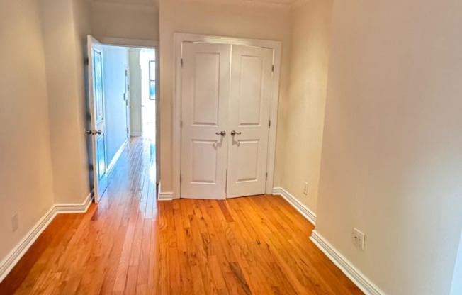 1 bed, 1 bath, $2,950, Unit 1L