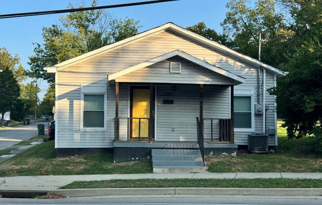 2 Bedroom Home in Castlewood!