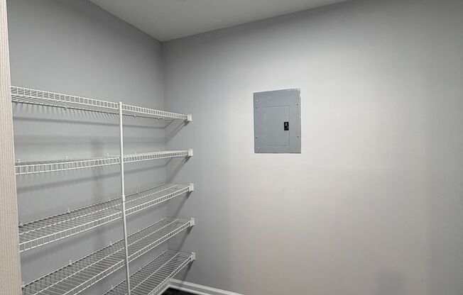 3 beds, 2 baths, 1,070 sqft, $1,495, Unit 2330F