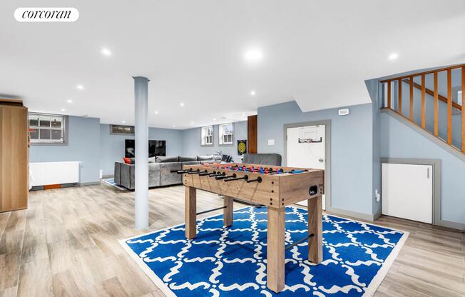 75 ASCAN AVE