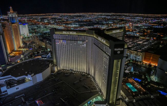 1 bed, 1.5 baths, $5,995, Unit #3902