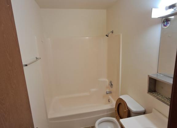 116 W ST 116