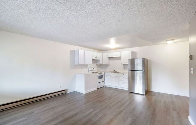 1 bed, 1 bath, 576 sqft, $1,225, Unit 4