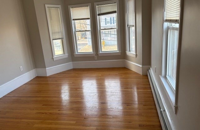 73 NICHOLS AVE