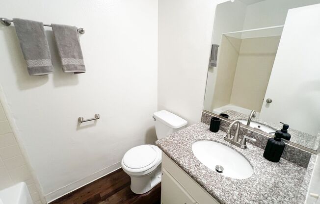 Green Court Apartments