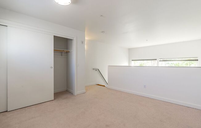 1 bed, 1 bath, 650 sqft, $1,949, Unit 705