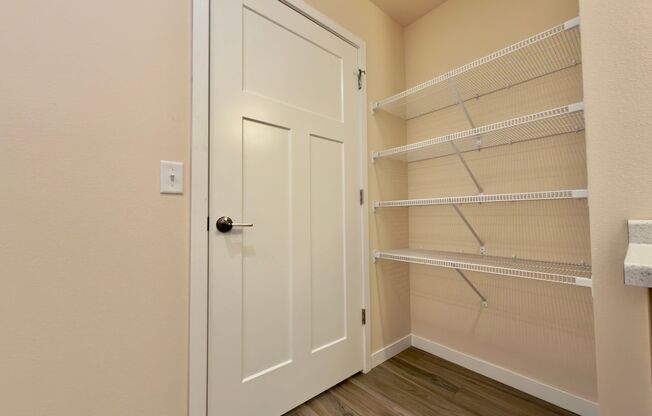 Studio, 1 bath, 506 sqft, $1,199, Unit EC 4237-17